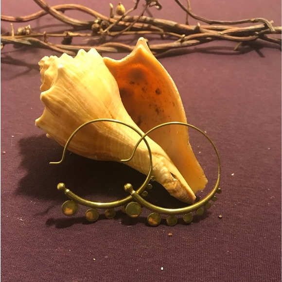 HANDCRAFTED BOHO BRASS EARRINGS - Picture 2 of 4